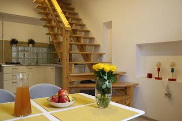 Фото номера Дом с 1 спальней Дома для отпуска Fagaras Cosy Flat, king bed &amp; double sofa bed WiFi г. Фэгэраш 24
