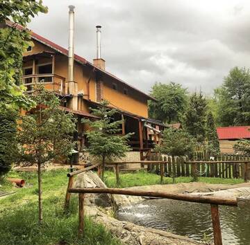 Фото Дома для отпуска Cabana Sebes г. Фэгэраш 1