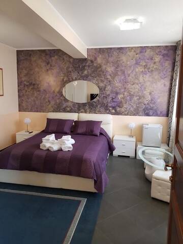 Фото номера Двухместный номер с 1 кроватью Отель Liberty Rooms г. Фэгэраш 12