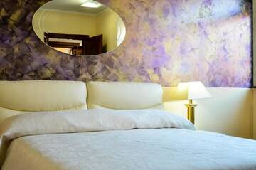 Фото номера Двухместный номер с 1 кроватью Отель Liberty Rooms г. Фэгэраш 20