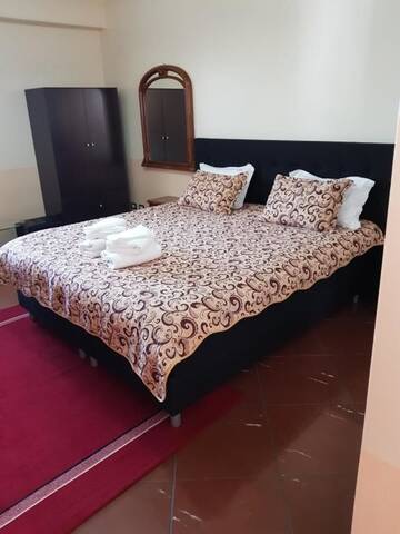 Фото номера Люкс Отель Liberty Rooms г. Фэгэраш 5